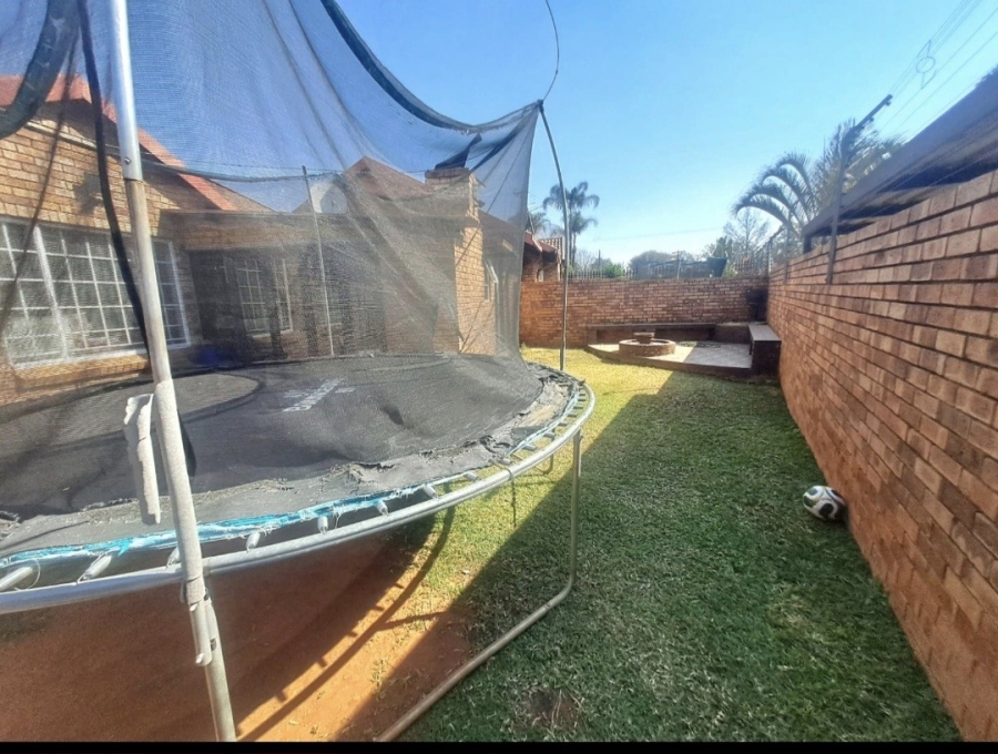 3 Bedroom Property for Sale in Meyerspark Gauteng