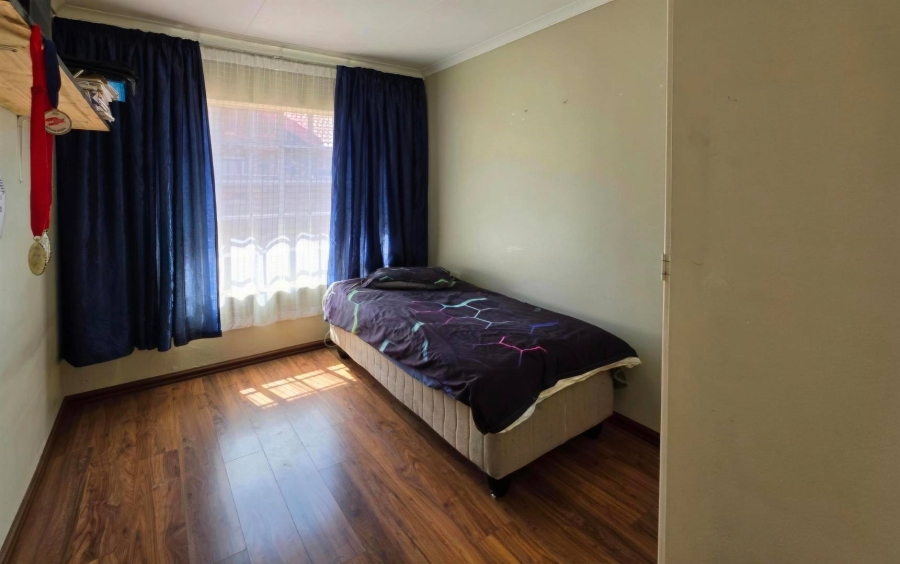 To Let 3 Bedroom Property for Rent in Garsfontein Gauteng