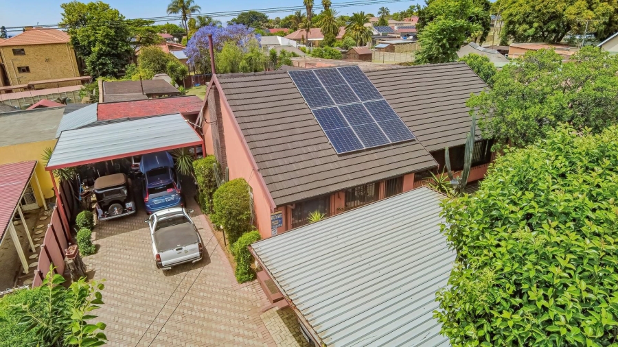 3 Bedroom Property for Sale in Tulisa Park Gauteng