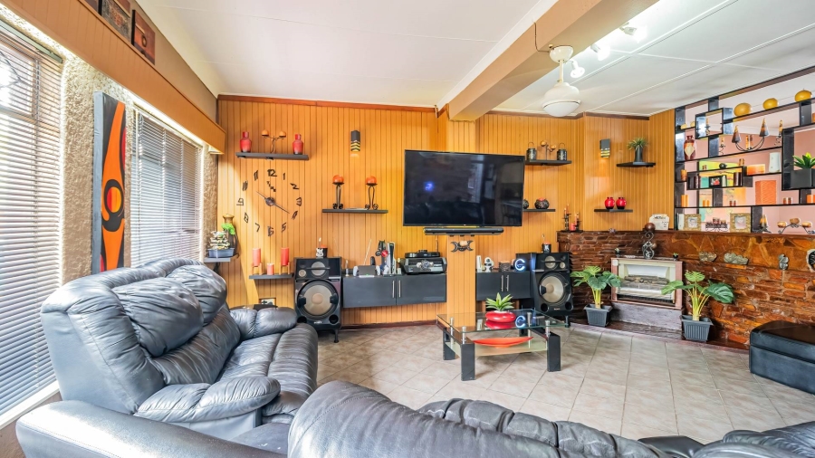 3 Bedroom Property for Sale in Tulisa Park Gauteng