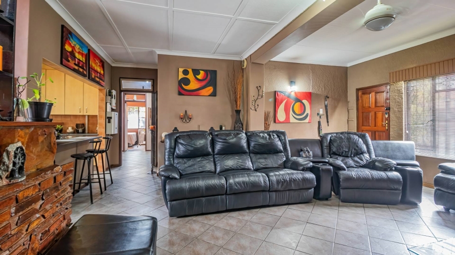 3 Bedroom Property for Sale in Tulisa Park Gauteng