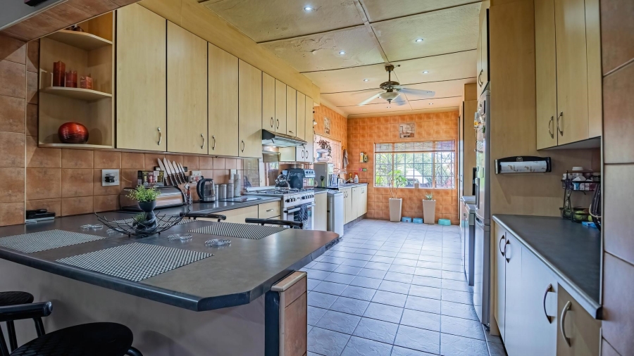3 Bedroom Property for Sale in Tulisa Park Gauteng