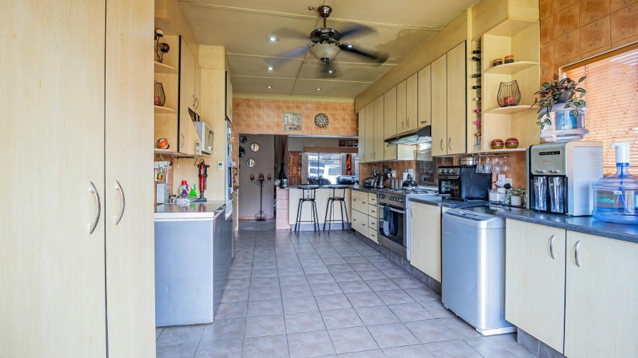 3 Bedroom Property for Sale in Tulisa Park Gauteng