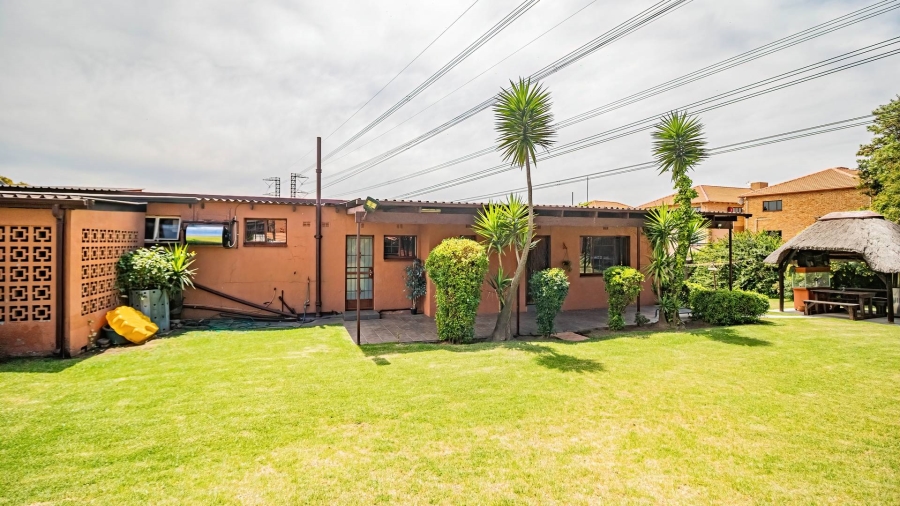 3 Bedroom Property for Sale in Tulisa Park Gauteng