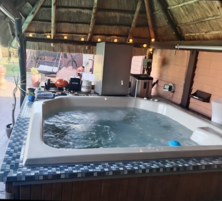 3 Bedroom Property for Sale in Tulisa Park Gauteng