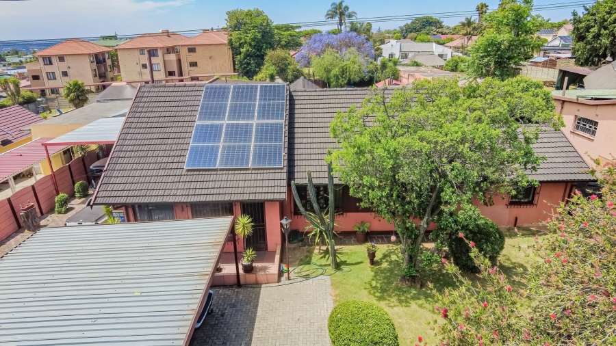 3 Bedroom Property for Sale in Tulisa Park Gauteng