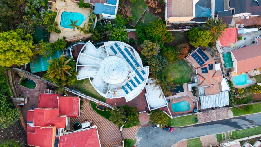 5 Bedroom Property for Sale in Oakdene Gauteng