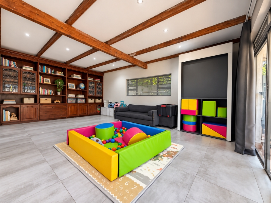 4 Bedroom Property for Sale in Alberante Gauteng