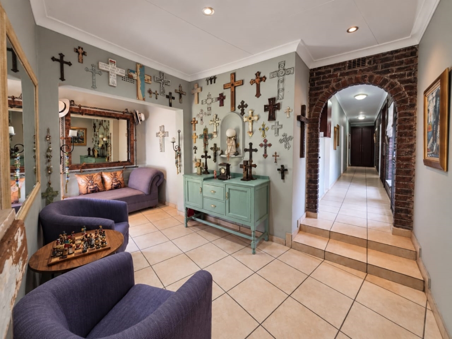 5 Bedroom Property for Sale in Three Rivers East Gauteng