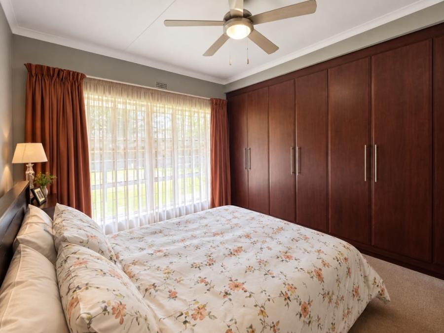5 Bedroom Property for Sale in Three Rivers East Gauteng
