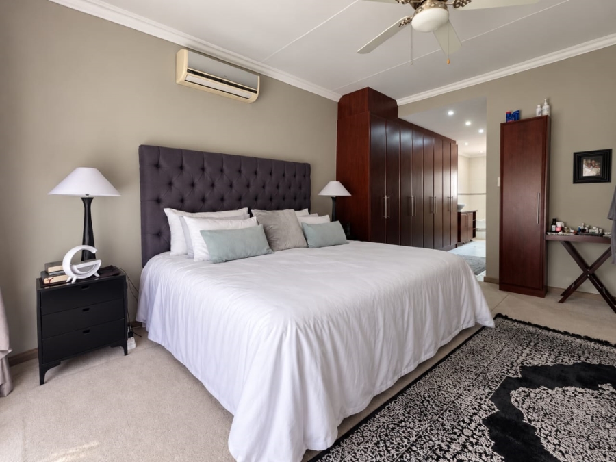 5 Bedroom Property for Sale in Three Rivers East Gauteng