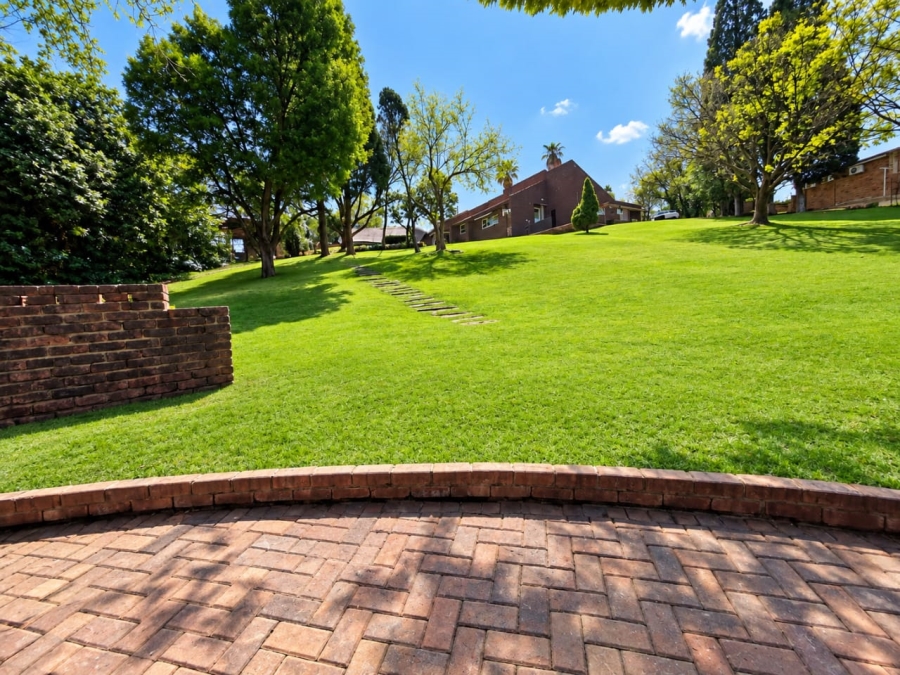 5 Bedroom Property for Sale in Three Rivers East Gauteng
