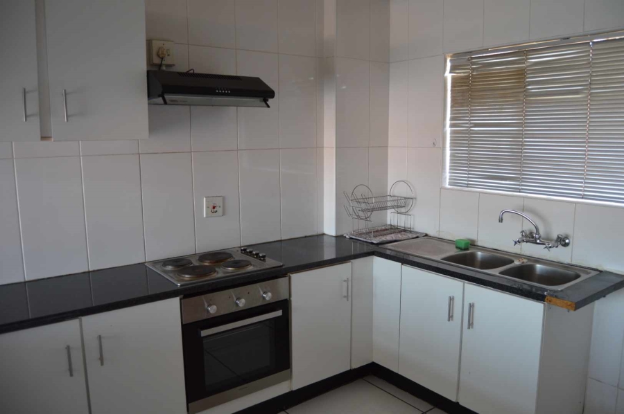 2 Bedroom Property for Sale in New Redruth Gauteng