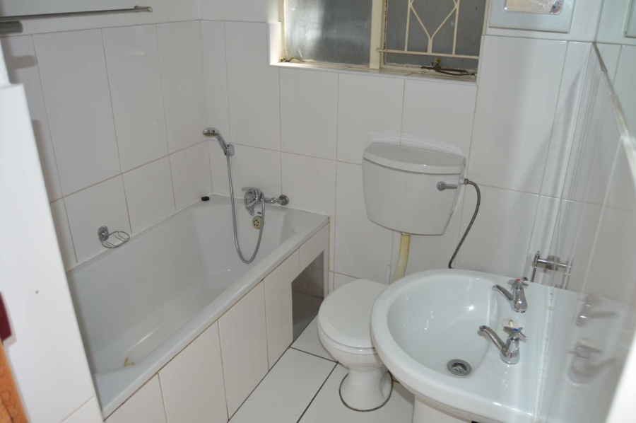 2 Bedroom Property for Sale in New Redruth Gauteng