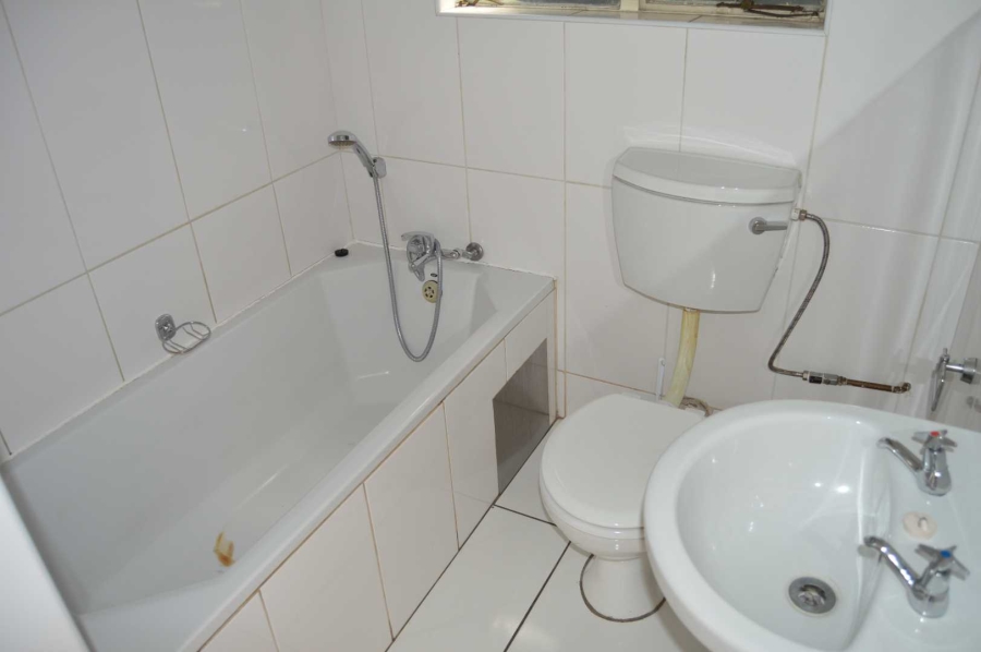 2 Bedroom Property for Sale in New Redruth Gauteng