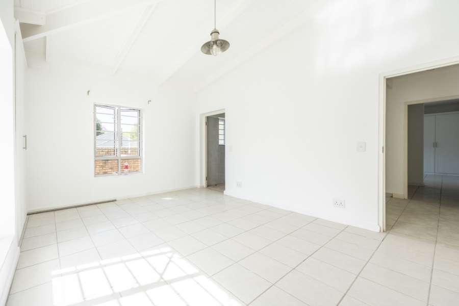 4 Bedroom Property for Sale in Waterkloof Gauteng