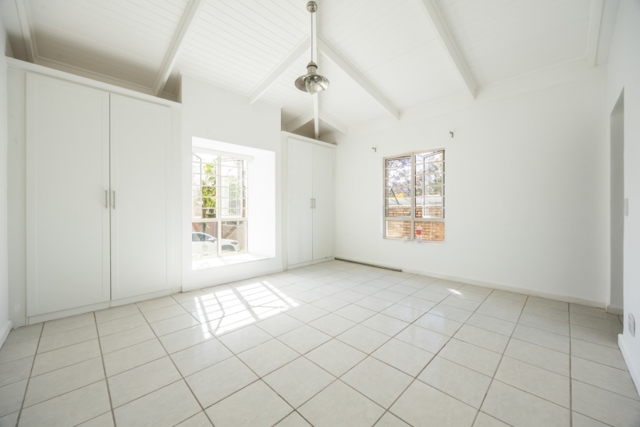 4 Bedroom Property for Sale in Waterkloof Gauteng