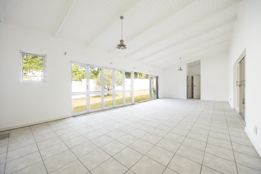4 Bedroom Property for Sale in Waterkloof Gauteng