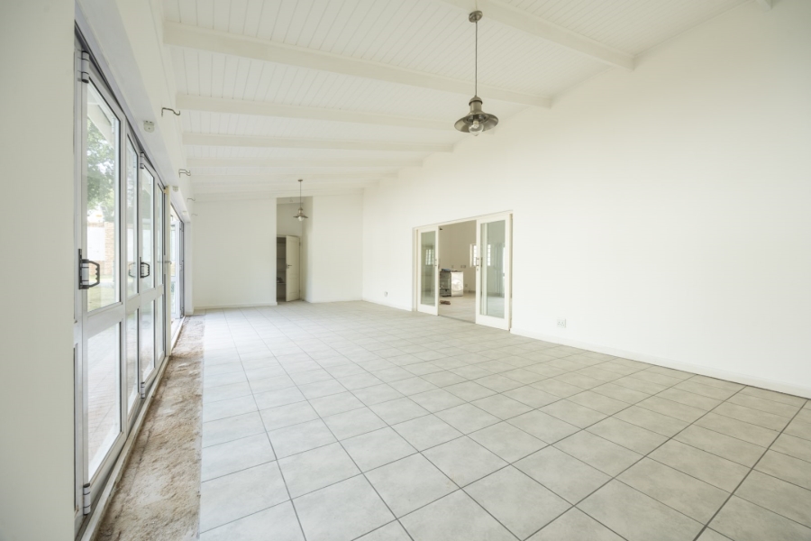 4 Bedroom Property for Sale in Waterkloof Gauteng
