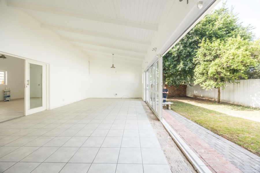 4 Bedroom Property for Sale in Waterkloof Gauteng