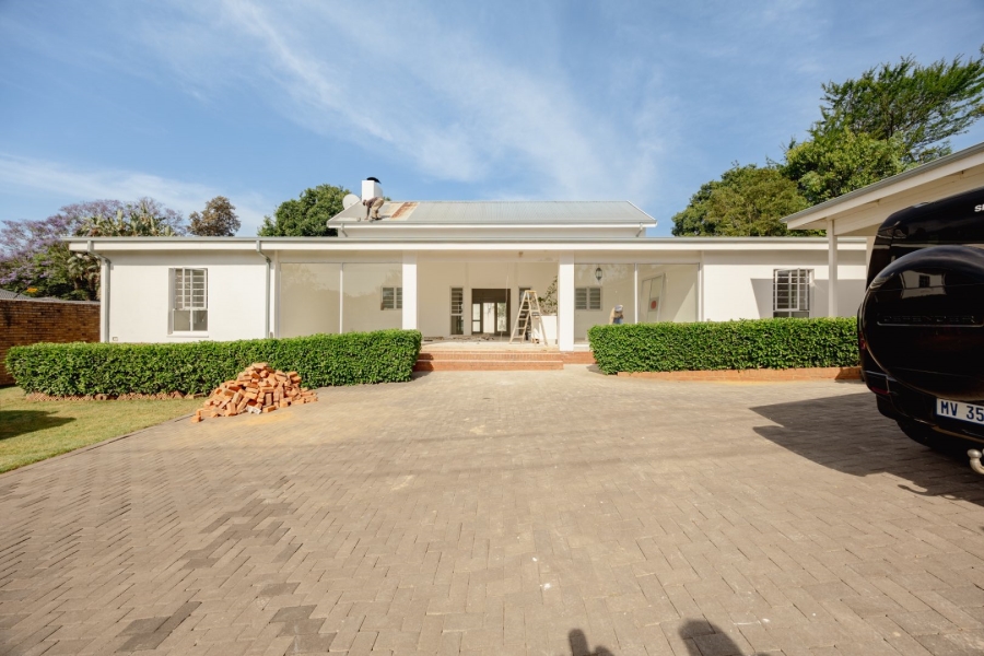 4 Bedroom Property for Sale in Waterkloof Gauteng