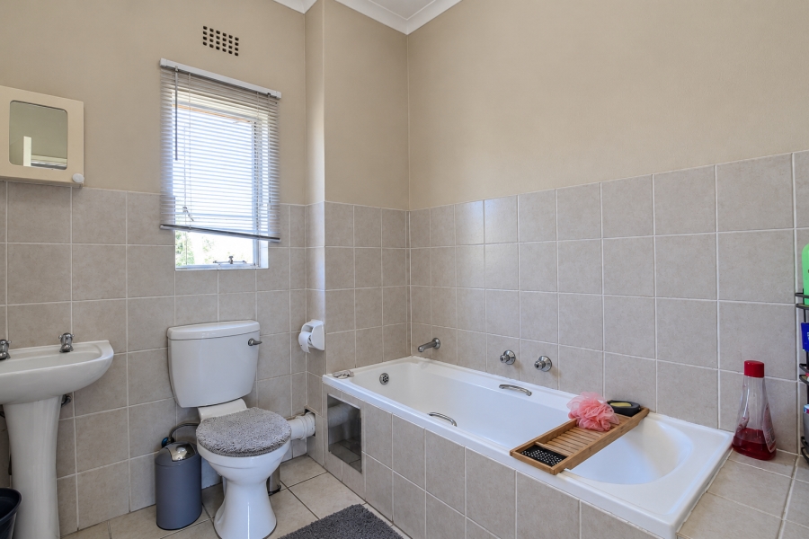 To Let 2 Bedroom Property for Rent in Northgate Gauteng