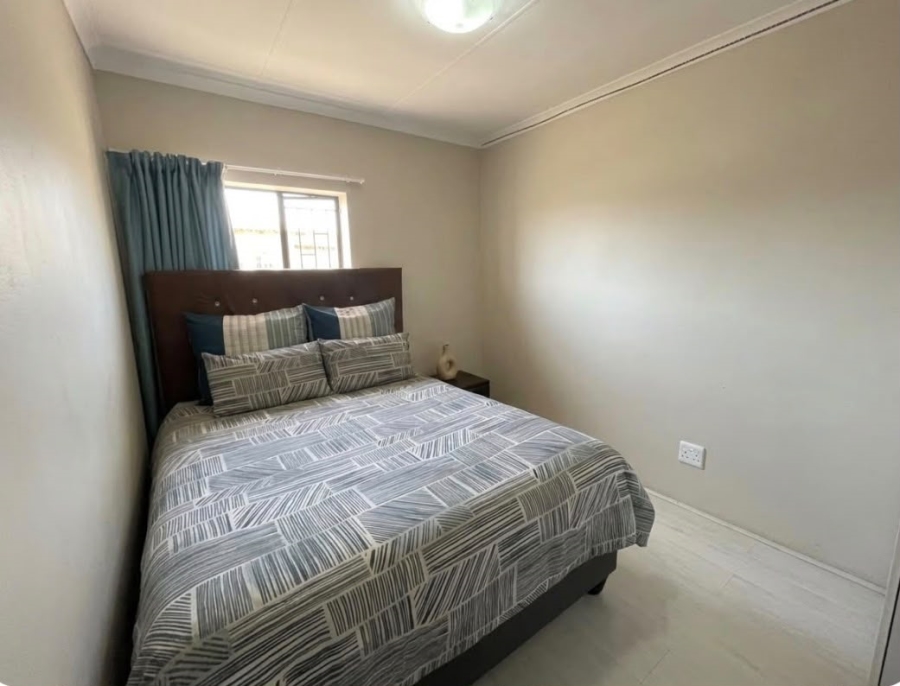 2 Bedroom Property for Sale in Edleen Gauteng