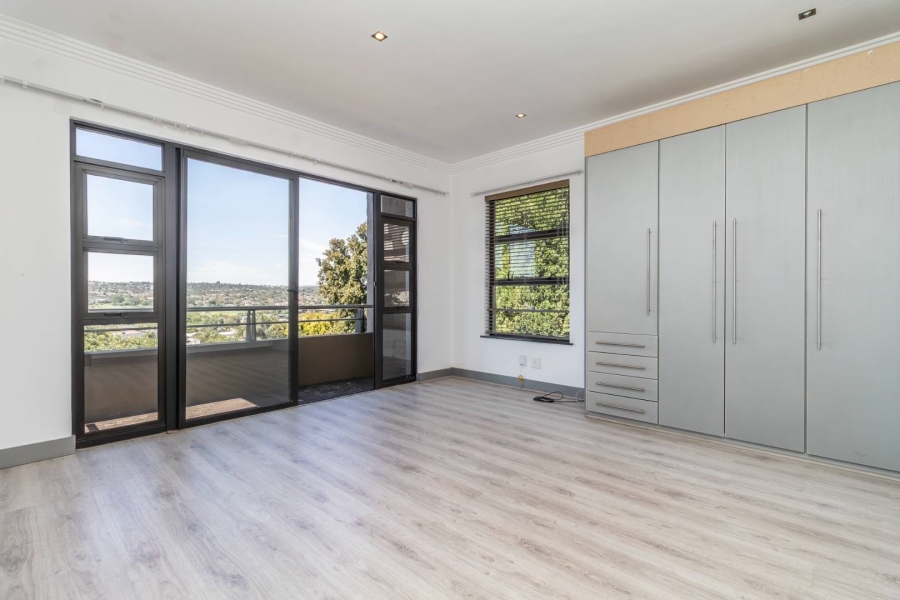 4 Bedroom Property for Sale in Eagle Canyon Golf Estate Gauteng