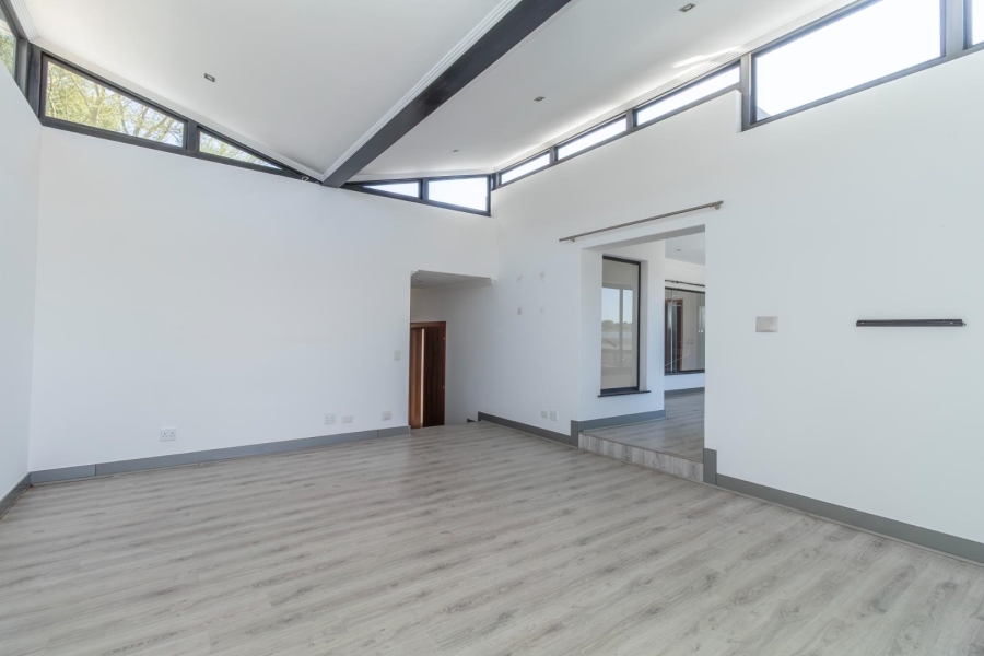 4 Bedroom Property for Sale in Eagle Canyon Golf Estate Gauteng
