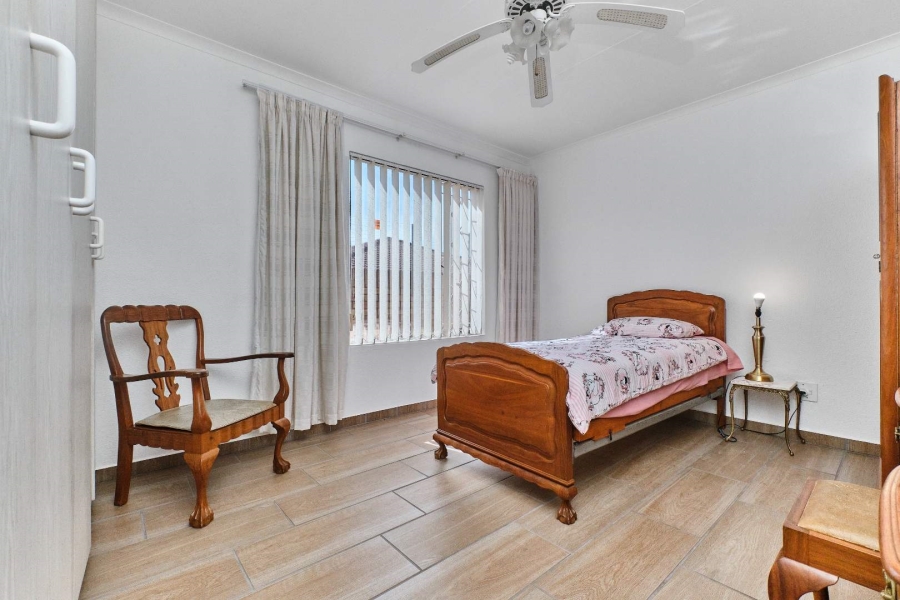 2 Bedroom Property for Sale in Wilro Park Gauteng