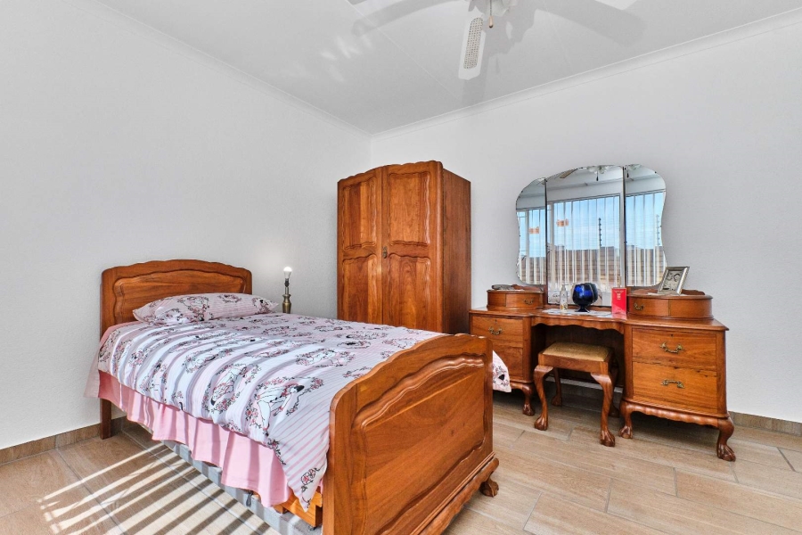 2 Bedroom Property for Sale in Wilro Park Gauteng