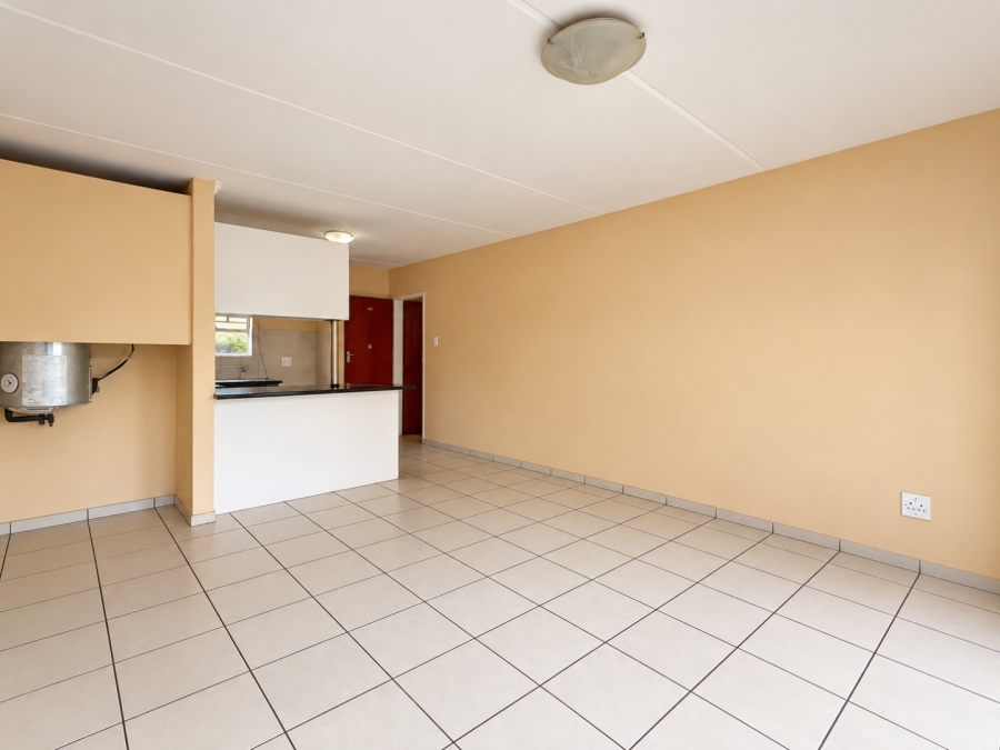 2 Bedroom Property for Sale in Weltevreden Park Gauteng