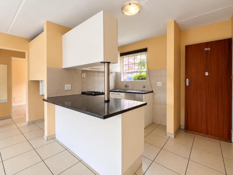 2 Bedroom Property for Sale in Weltevreden Park Gauteng