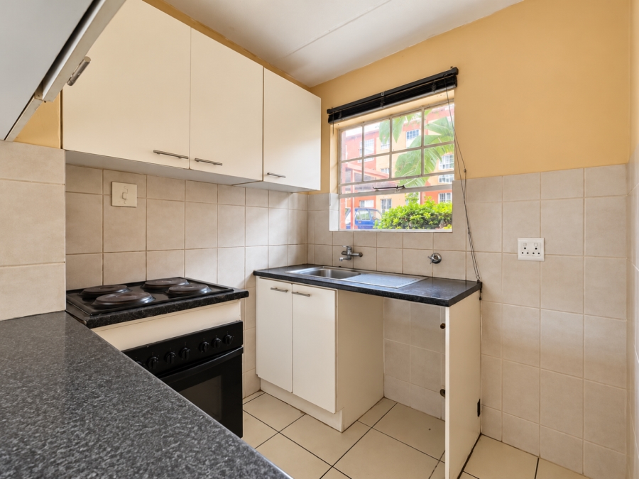 2 Bedroom Property for Sale in Weltevreden Park Gauteng