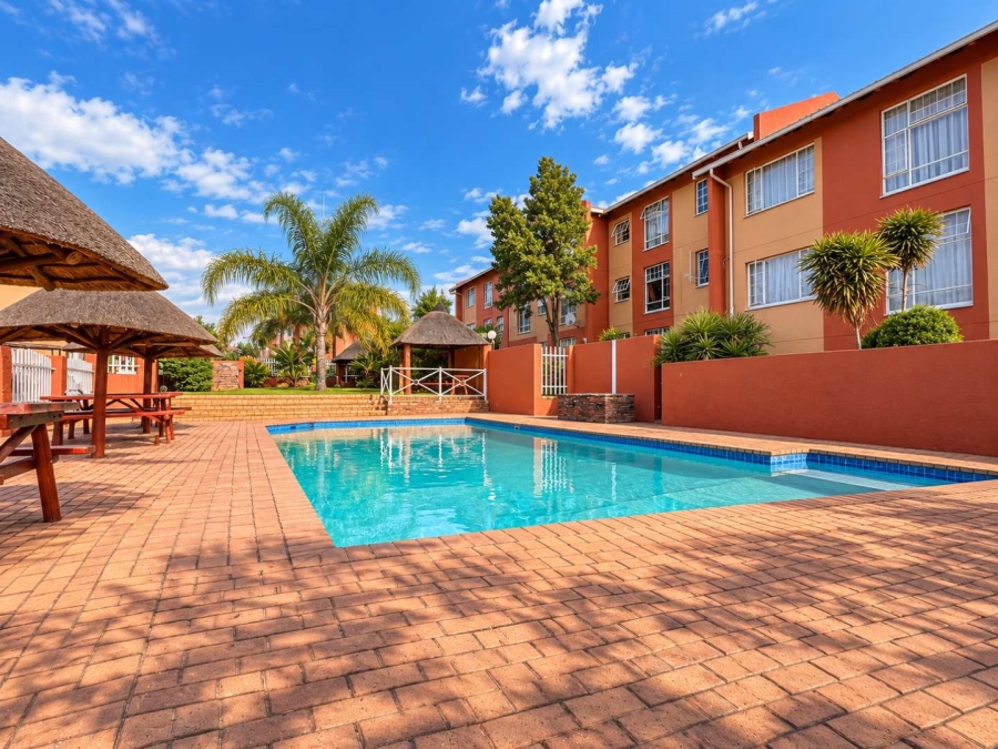 2 Bedroom Property for Sale in Weltevreden Park Gauteng