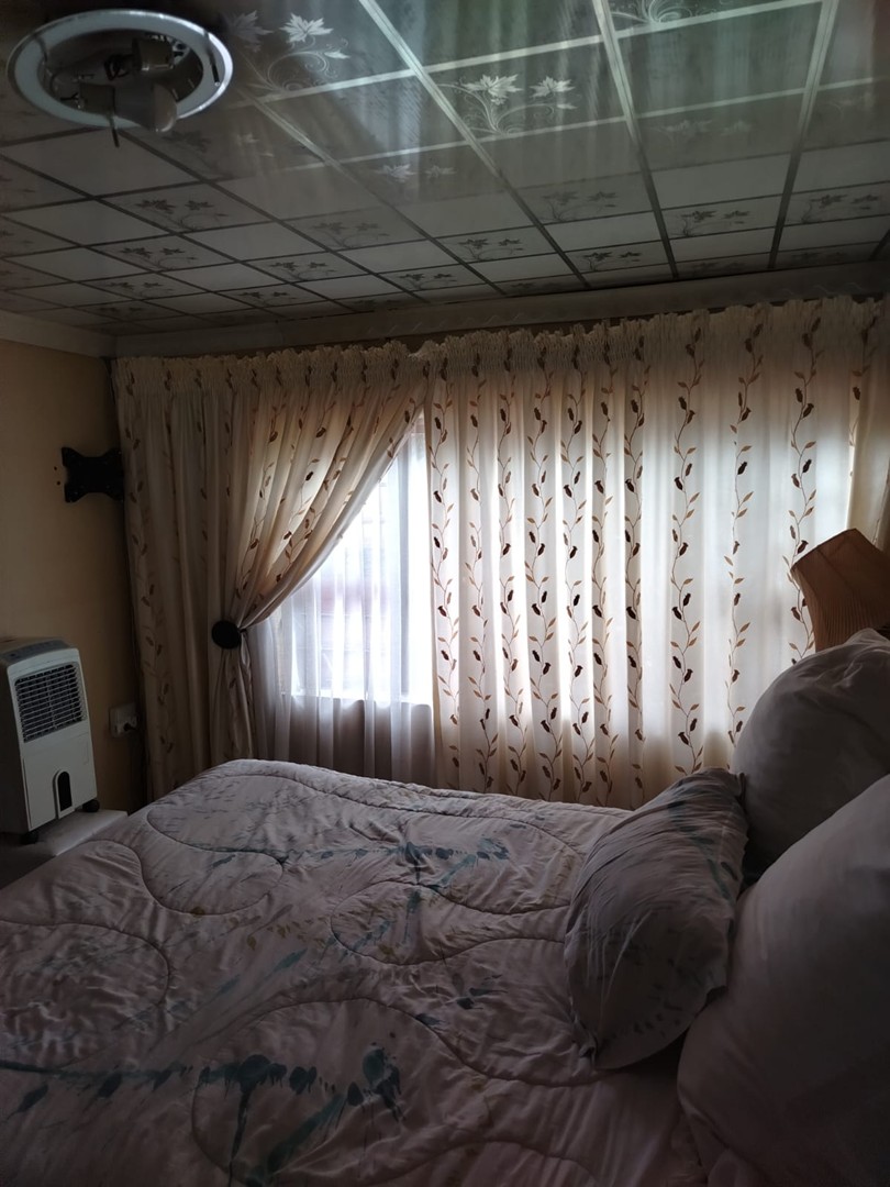 4 Bedroom Property for Sale in Soshanguve DD Gauteng