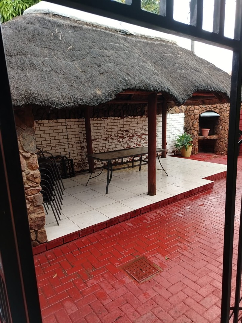 4 Bedroom Property for Sale in Soshanguve DD Gauteng