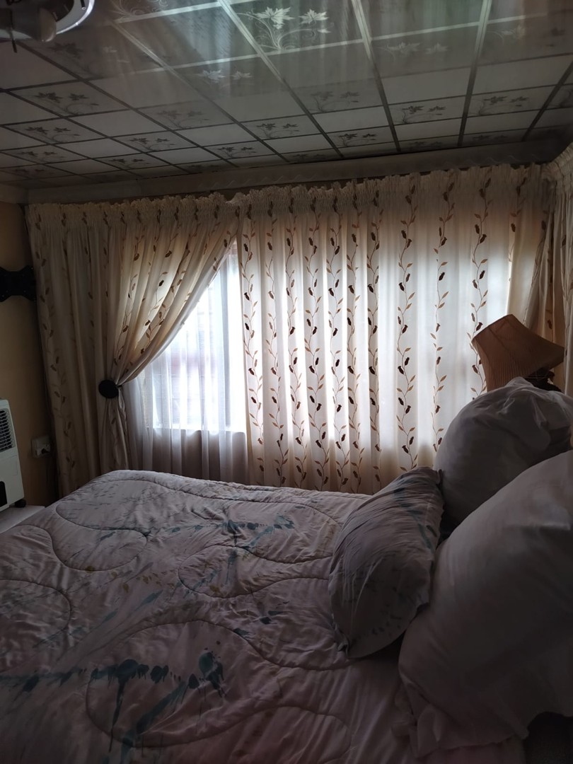4 Bedroom Property for Sale in Soshanguve DD Gauteng
