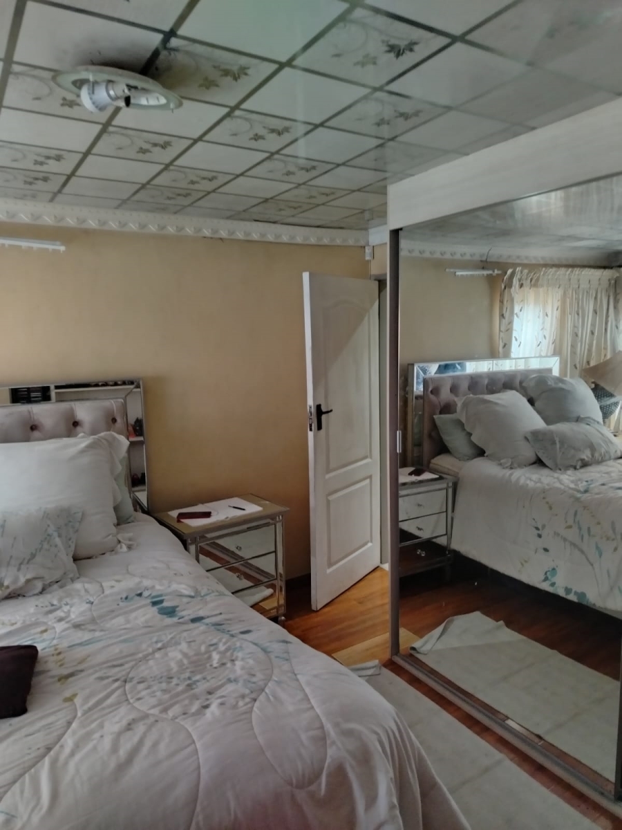 4 Bedroom Property for Sale in Soshanguve DD Gauteng