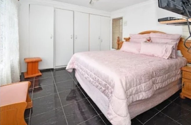 To Let 3 Bedroom Property for Rent in Lyndhurst Gauteng