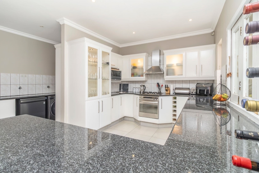 3 Bedroom Property for Sale in Kyalami Estates Gauteng