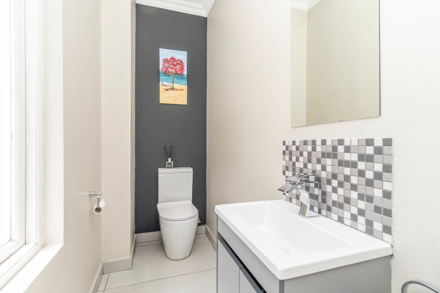3 Bedroom Property for Sale in Kyalami Estates Gauteng
