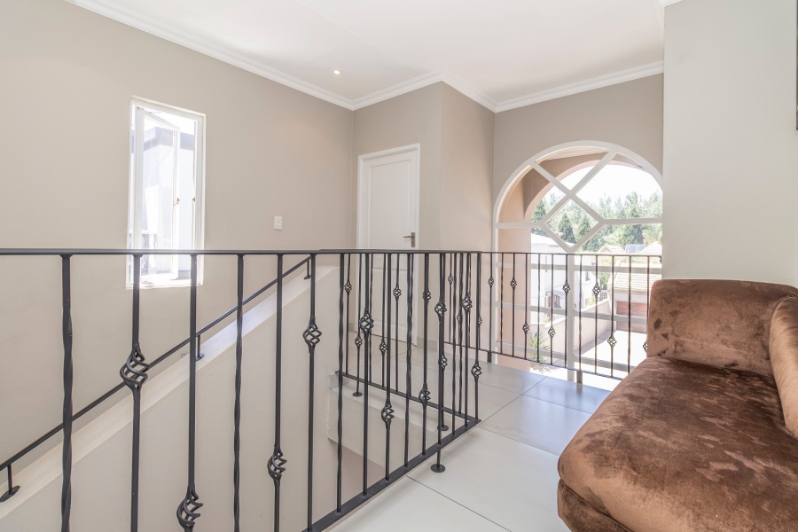 3 Bedroom Property for Sale in Kyalami Estates Gauteng