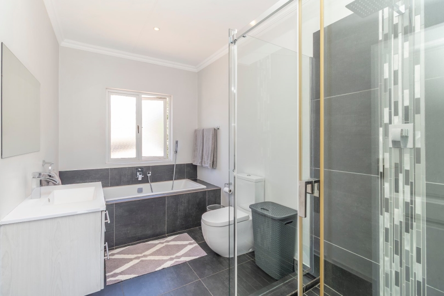 3 Bedroom Property for Sale in Kyalami Estates Gauteng