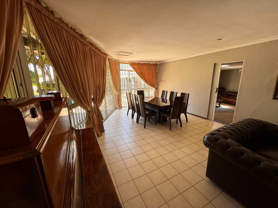 5 Bedroom Property for Sale in Albemarle Gauteng