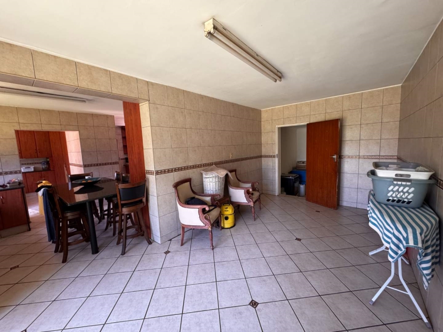 5 Bedroom Property for Sale in Albemarle Gauteng
