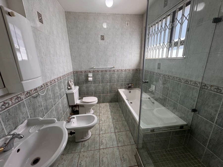 5 Bedroom Property for Sale in Albemarle Gauteng