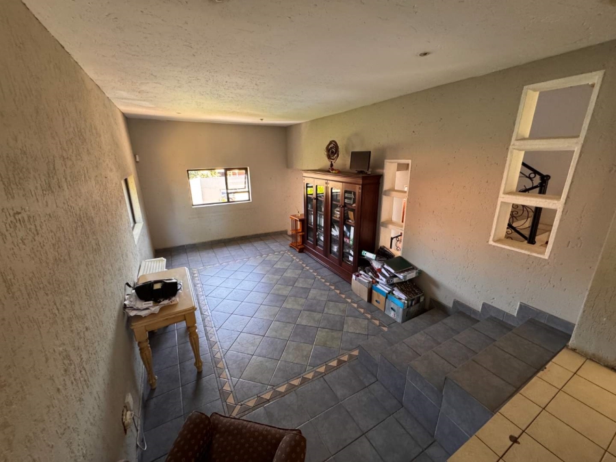 5 Bedroom Property for Sale in Albemarle Gauteng