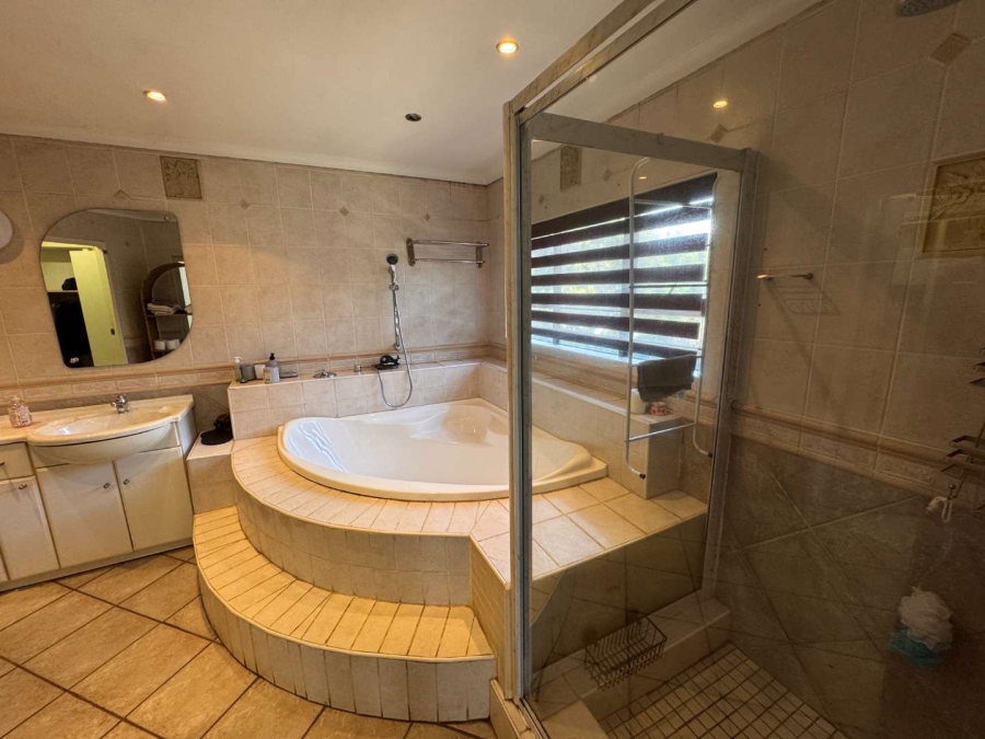 5 Bedroom Property for Sale in Albemarle Gauteng