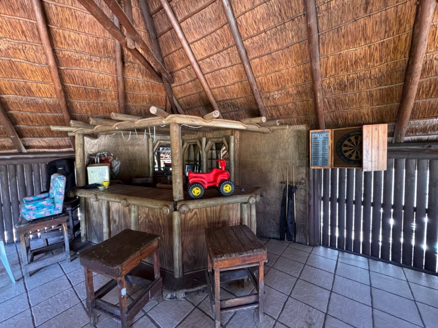 5 Bedroom Property for Sale in Albemarle Gauteng